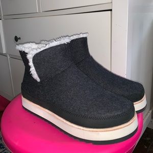 Merrell Juno Booties size 7 new condition